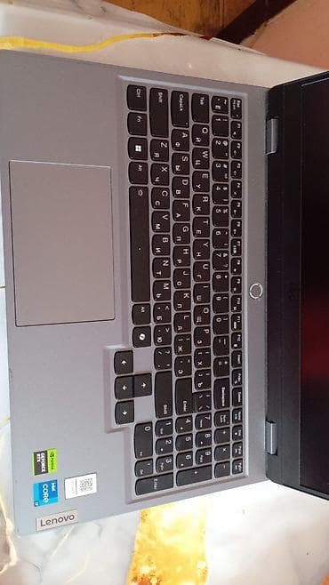 pad 7: Lenovo LOQ, 15.6 ", Intel Core i7, 1 TB — 2