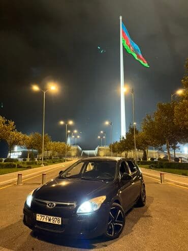 kia sou 2013: Hyundai i30: 1.4 l | Hetçbek — 11