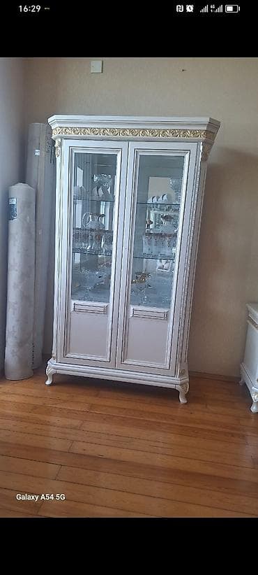 Мебель для дома: Klassik stil qonaq otağı mebel dəsti - Rəng: ağ krem tonlarında — 3