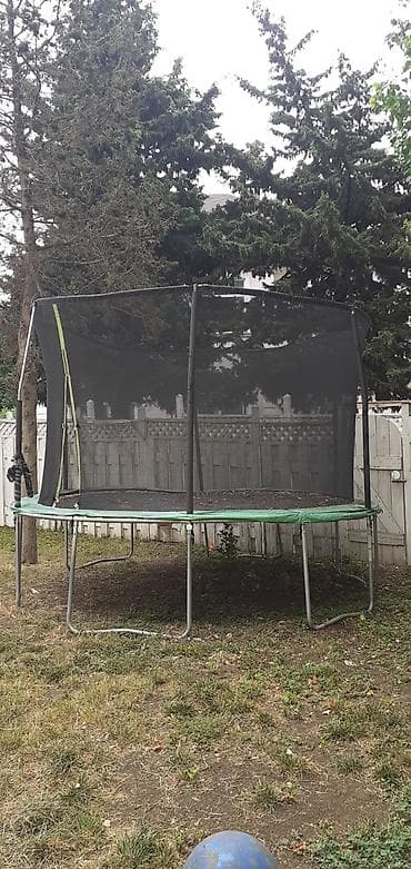 su altı ov: Həyətyanı istifadə üçün dairəvi batut - Təxmini ölçü: 12–14 fut — 1