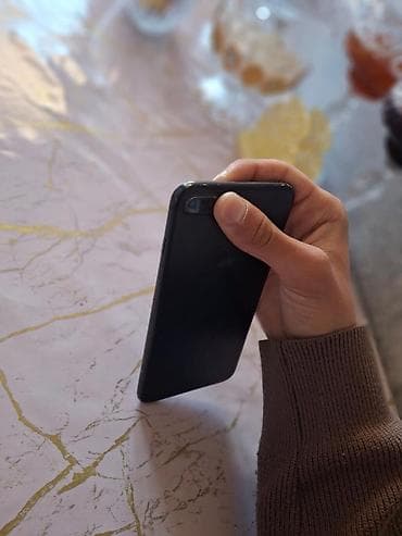 ayfon s: IPhone 7 Plus, 32 GB, Qara, Barmaq izi — 4