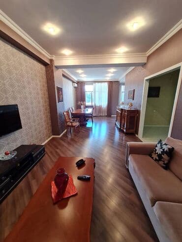 sarayda yeni tikili binalar: Razində Aygün mall-ın yanında, Bakıxanov rezidens-də 13 mərtəbəli — 3