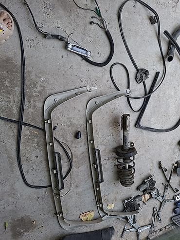 bmw disk type 0: Avtomobil ehtiyat hissələri dəsti Satılır: müxtəlif orijinal hissələr — 8