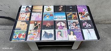 phardi çanta: Audio CD kolleksiyası – müxtəlif janrlar və ifaçılar Məhsul: Plastik — 2