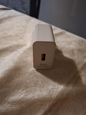 Мобильные телефоны и аксессуары: Honor 66v x9 adaptırı təmiz telefonun üstündə gələndi qiyməti 35 manat — 2