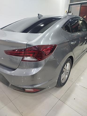 elantra spoyler: Hyundai Elantra sedan - Korpus: 4 qapılı sedan, boz rəng - Xarici — 5