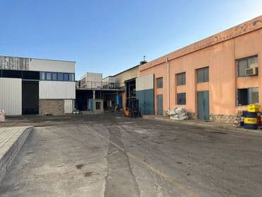 mağaza üçün avadanlıqlarla təchiz olunmuş obyekt: Razində, Heydər Əliyev prospektinə yaxın əsas yoldan 250 metr — 2