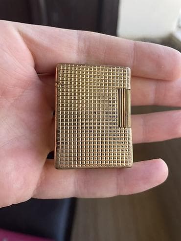 qizil alan: Dupont 1960-1970 ci illərdə istehsal olunan Dupont Fransa alışqan.20 — 2