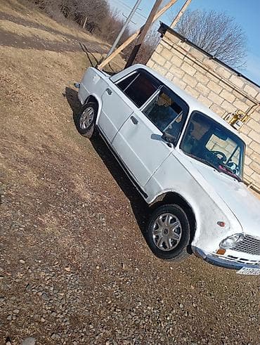 ford focus 2018: VAZ (LADA) 2101: 3.2 l | 1973 il 180 km Sedan — 7