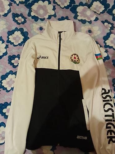 dini paltar: Azerbaijan National Team idman gödəkçəsi - Rəng: ağ əsas, arxada — 4