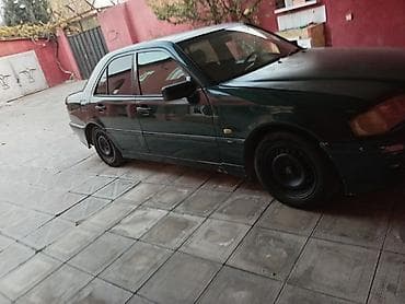 elektrik muravey: Mercedes-Benz C-Class: 1.8 l | 1998 il Sedan — 2