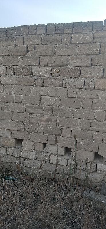 kohne evler: 4 otaqlı, 2 kv. m — 4