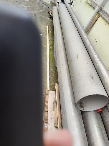 boru: 1 kq görə qiymət 5,50 AZN. Borular yenidir. 2 növü var. Ölçülər — 4