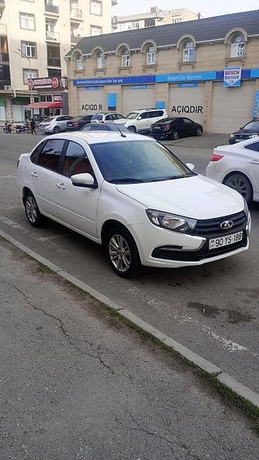 VAZ (LADA) Granta: 1.6 l | 2025 il 43133 km Sedan — 3