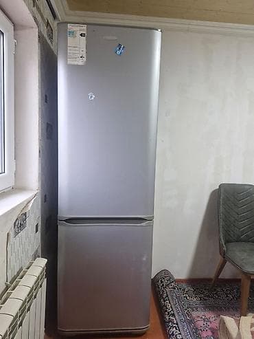 Aynur 4540 💫 Soyuducu yaxsi vəziyyətdə . Nofrosdur.180 azn. Qaz