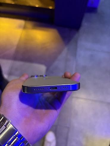 iponalar: IPhone 16 Pro, Natural Titanium, Face ID — 6