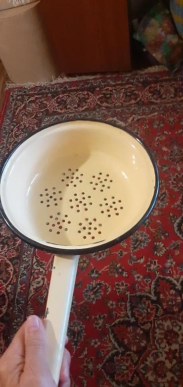 sattlar: Emallı metal süzgəc – saplı, dairəvi formhamsl ucuz qiymete satllr alı — 1