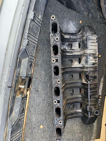mator yaglari: Bmw m50 2 matorun hava giris kollketoru,yaxsi veziyyetdedir.wp — 3