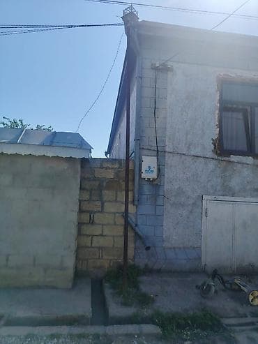 satılıq ev: 4 otaqlı, 100 kv. m, Orta təmir — 3