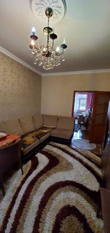 18 yaşdan aşağı iş: Bakı, 3 otaqlı, Köhnə tikili, 50 kv. m — 1