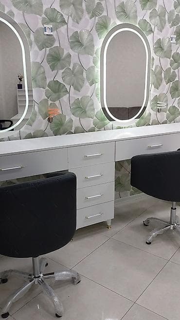 salon şkaf: Gözəllik salonu üçün uzun mebel və saç üçün iş masası dəsti - 3 iş — 1