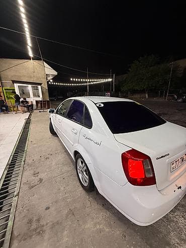 sud ceni: Daewoo Gentra: 1.6 l | 2014 il — 6