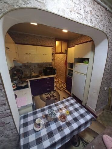 ev masazir: Bakı, Bakıxanov qəs., 2 otaqlı, Köhnə tikili, 61 kv. m — 4