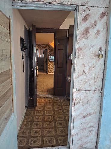 lalafo kreditle evler: Satılır: həyət evi Xüsusiyyətlər: - 2 mərtəbəli yaşayış sahəsi - — 4