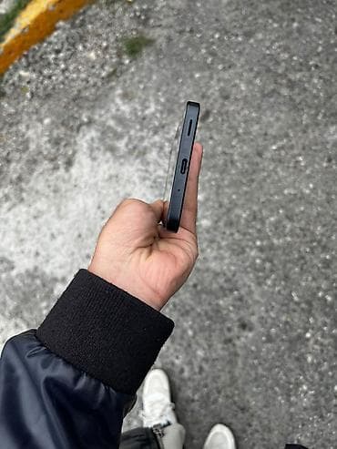 Samsung Galaxy A17, 128 GB, rəng - Qara, Qırıq — 5