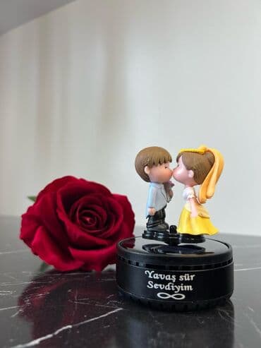 Qazanlar: Məhsul təsviri: - Fərdi domino dəsti – qara rəngli qutuda. Qapağın — 2