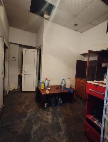 Продажа коммерческой недвижимости: Genclikde Caspian Şopping Centrin yaninda mehle ici bina alti olan — 1