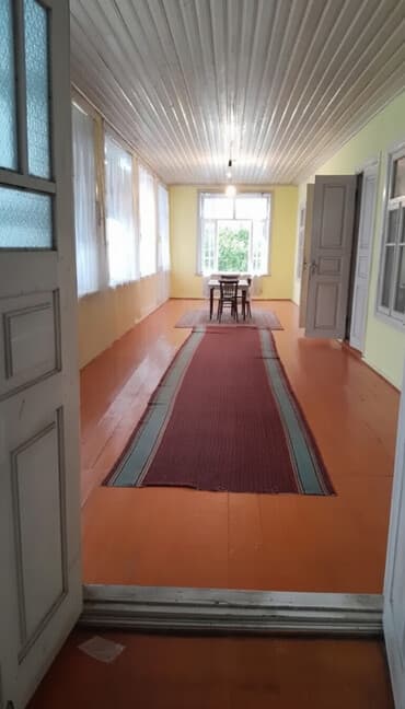 4 otaqlı, 195 kv. m, Kredit yoxdur, Orta təmir