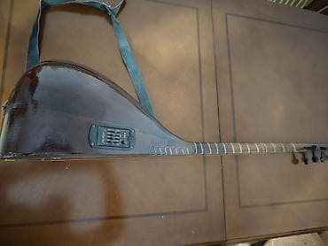 mor ve otesi bilet: - Alət: Saz elektro - Korpus: Tünd ağac, laklı örtük - Elektronika — 4