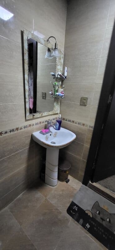 duz lampası: Ayaqüstü lavabo və güzgü dəsti - Material: keramika lavabo, şüşə — 6