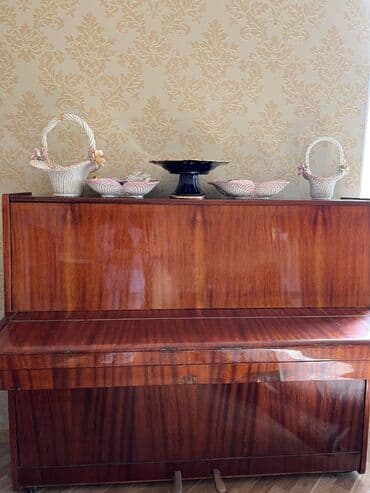 Piano, Belarus, Akustik, İşlənmiş