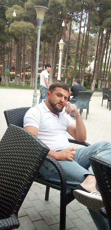 Şəxsi sürücü, 25 yaş, stajı 7 il, Nəqliyyat təmin edilir