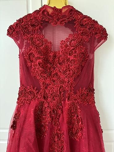 uzun donlar: Qırmızı ziyafət/libas - Zərif tünd qırmızı rəngdə uzun ziyafət/libas — 3