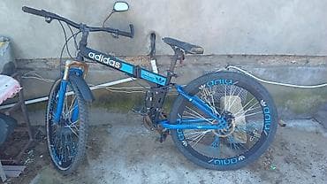 yeseved: Dağ velosipedi – “adidas” dizaynlı, mavi-qara rəngdə Xüsusiyyətlər: - — 3