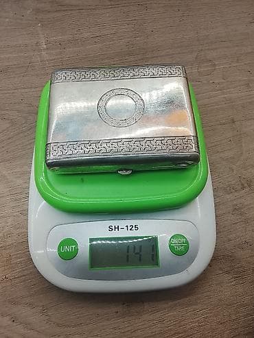 qumuş: Gümüş siqaret qabı - Material: 875 ayarlı gümüş (üzərində “875” — 1