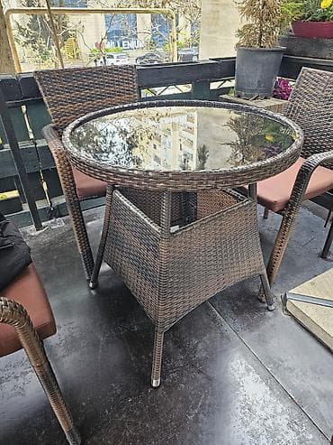 Balkon masası, Açılmayan, Şüşə, Yumru masa