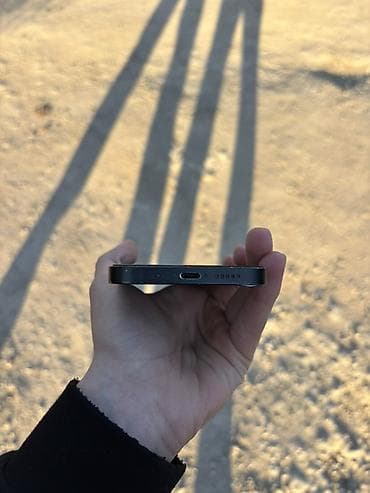 kontakt home iphone 16: IPhone 14, 256 GB, Qara, Simsiz şarj — 4