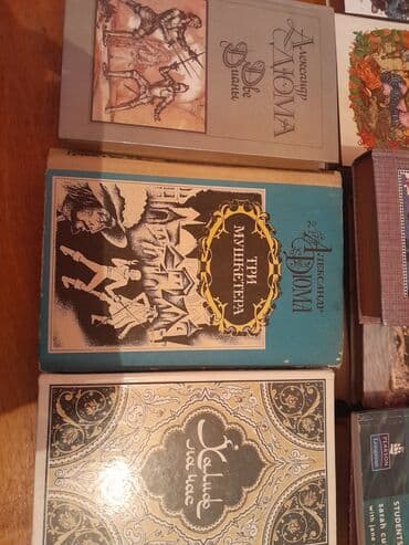 ziynət əşyaları: Rus dilində kitablar — 8