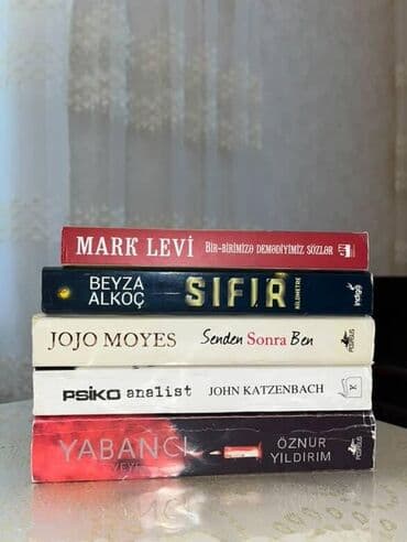 отдам в хорошие руки котенка: 20 AZN Təcili 2-ci əl kitablar satılır. 5 kitab cəmi 20 azn. 2-ci əl — 1