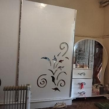 masa və stul: İkinəfərlik çarpayı, Dolab — 2