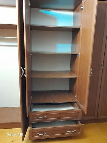 ucuz şifaner: İşlənmiş, 5 qapı, Güzgülü, Qəhvəyi, Digər material, Açılan, Düz dolab — 4