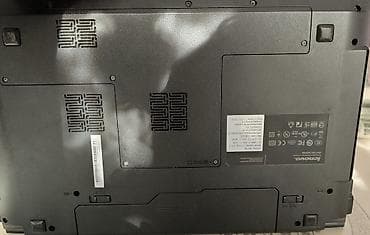 Lenovo: Lenovo noutbuk ofis və gündəlik işlər üçün ideal. 4Gb ram, 300gb — 7
