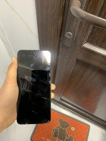 es 23 telefon: Honor X7b — 3