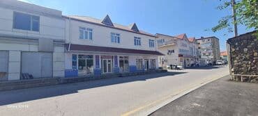 TƏCİLİ SATILIR!!! QUBA ŞƏHƏRİNDƏ, MƏRKƏZDƏ 2 MƏRTƏBƏLİ, ÜMUMİ SAHƏSİ