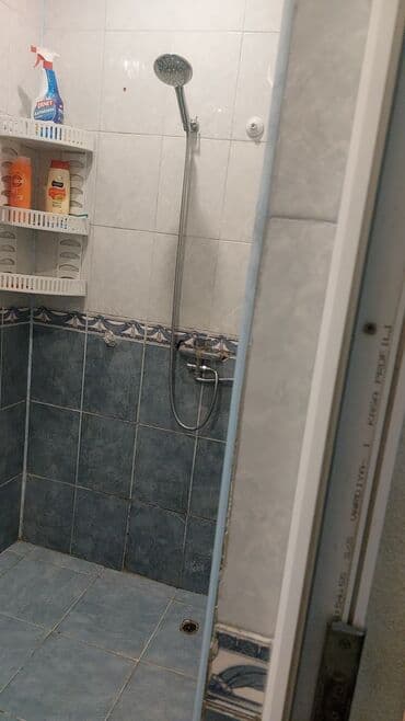 neftcilər kirayə ev: Salam kiraye otag yoldaşi axdarlir qiymet 180 manat — 4