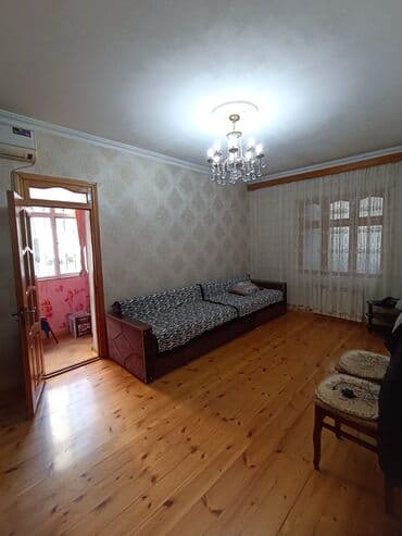 купить комнату гостиничного типа: Satılır: işıqlı və geniş zal - Geniş qonaq otağı, taxta döşəmə - — 2